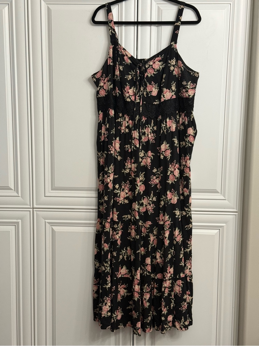 torrid Size 3X Black Floral Maxi Rayon Slub Lace-Up Tiered Dress Sleeveless